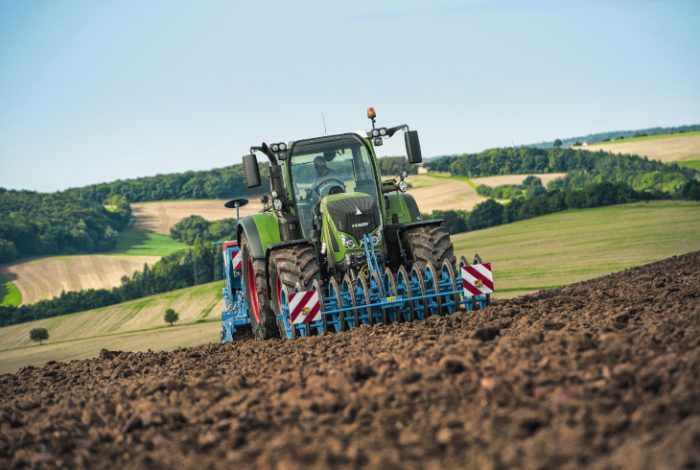 Fendt 700 Vario Gen6 CAT Fendt 716 Vario – слайд