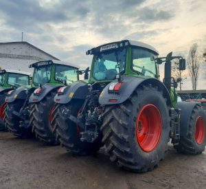 Компанія Zeppelin передала в операційний лізинг 7 тракторів Fendt 936 Vario Power Plus!