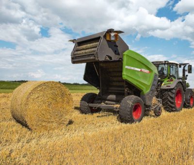 Fendt Rotana CAT Fendt Rotana 130F – мініатюра