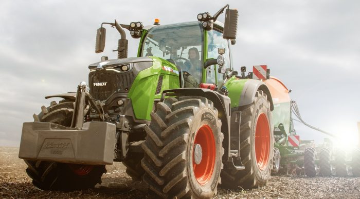 Fendt 700 Vario Gen7 CAT Fendt 724 Vario – слайд