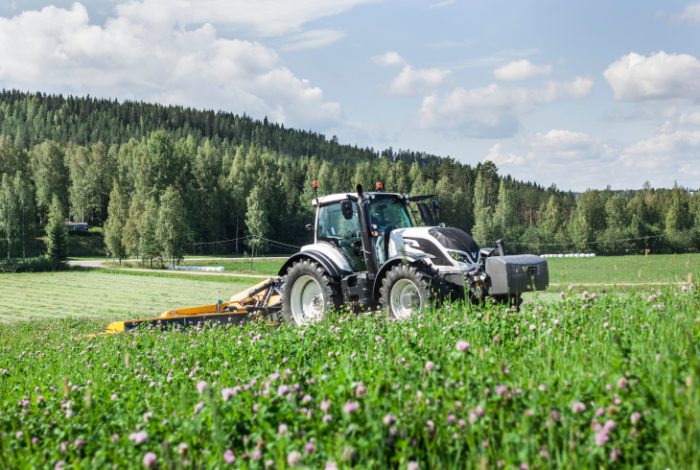 Valtra T-серії CAT Valtra T234 Active – слайд