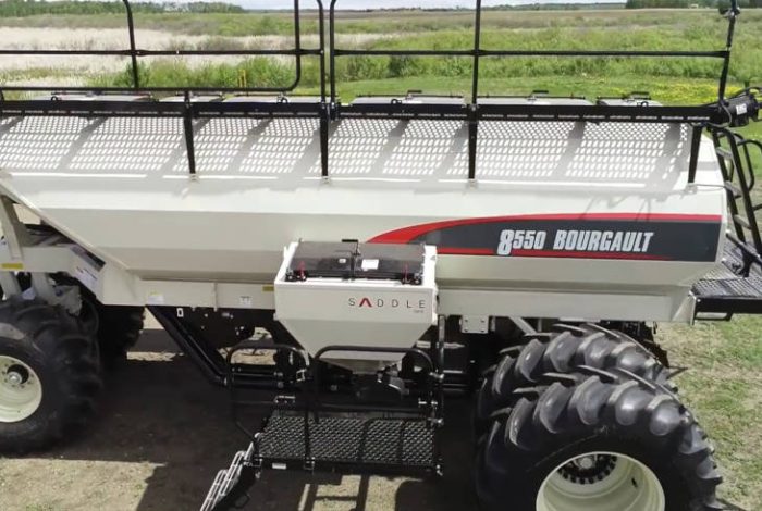 Bourgault 8000 CAT Bourgault 8350 – слайд