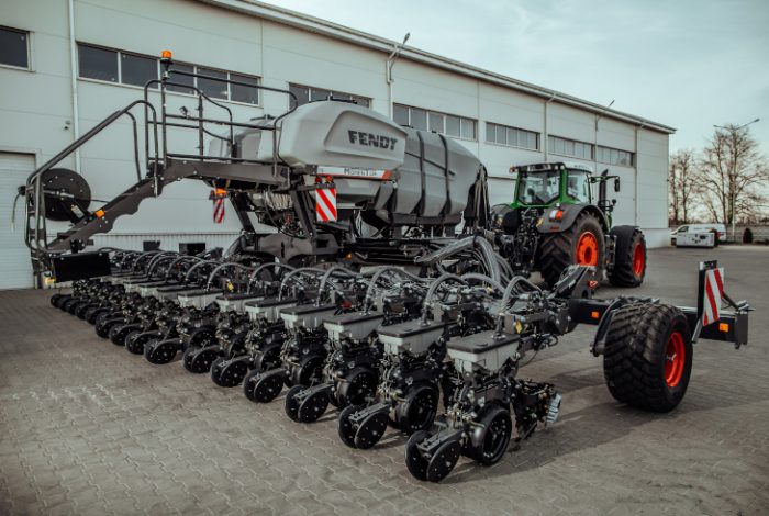 Сівалка Fendt Momentum CAT Fendt Momentum 16 – слайд