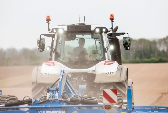 Valtra T-серії CAT Valtra T234 Versu – слайд