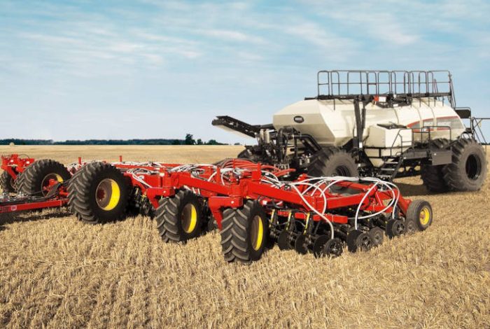 Bourgault 3820 CAT Bourgault 3820-70 – слайд