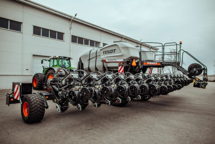 Сівалка Fendt Momentum CAT Fendt Momentum 16 – слайд