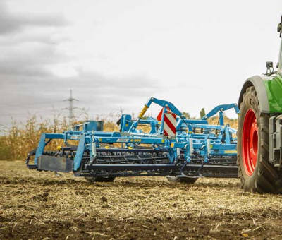 Виконуйте сім робочих маніпуляцій за один прохід з Falcon Komaktomat