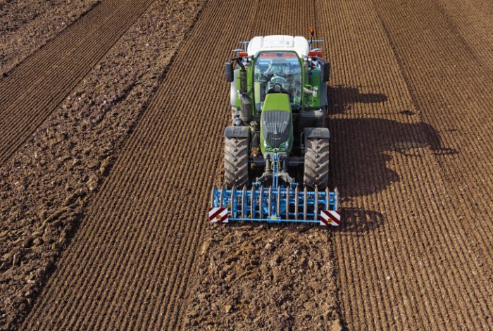 Fendt 700 Vario Gen6 CAT Fendt 720 Vario – слайд