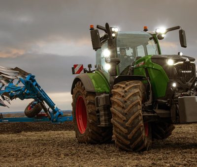 Fendt 700 Vario Gen7 CAT Fendt 724 Vario – мініатюра