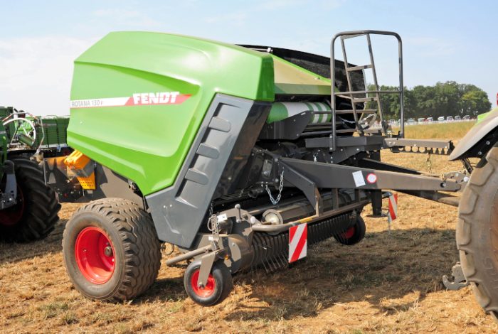 Fendt Rotana CAT Fendt Rotana 130F – слайд