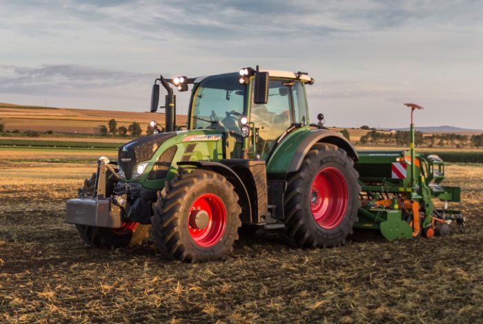 Fendt 700 Vario Gen6 CAT Fendt 716 Vario – слайд