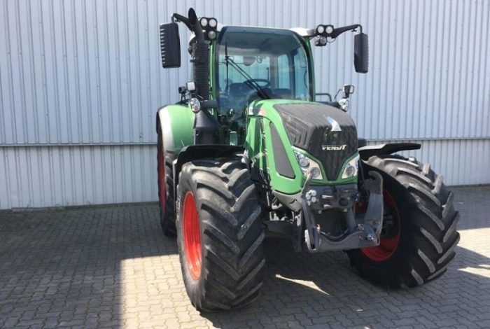 Fendt 700 Vario Gen6 CAT Fendt 718 Vario – слайд