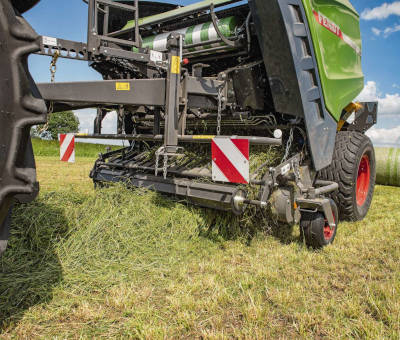 Огляд пресувальної камери прес-підбирача Fendt Rotana Огляд пресувальної камери прес-підбирача Fendt Rotana