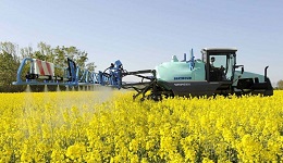 Обприскувач Berthoud Raptor – надійний партнер, який забезпечує ефективність