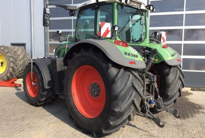 Fendt 700 Vario Gen6 CAT Fendt 718 Vario – слайд