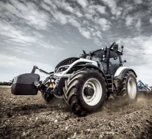 Valtra святкує 70-річний ювілей — розумні рішення в центрі зростання