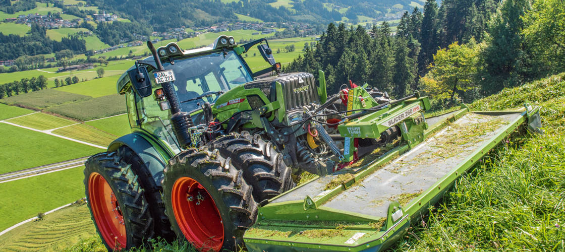 Огляд кабіни трактора Fendt 200 Vario<