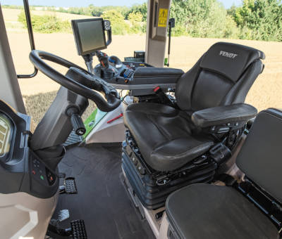 Огляд кабіни гусеничного трактора Fendt 900 Vario MT Огляд кабіни гусеничного трактора Fendt 900 Vario MT