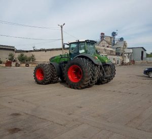 Відвантаження трактора Fendt 1038 Vario в Луганській області