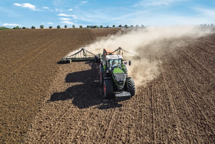 Fendt 1000 Vario Gen3 CAT Fendt 1042 Vario – слайд