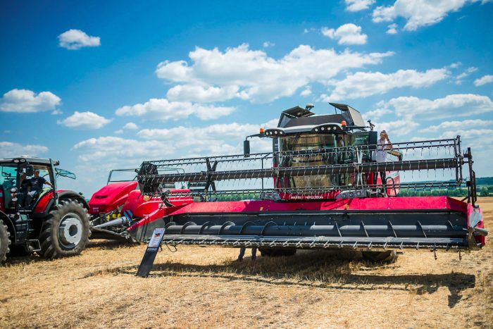 День поля з технікою Massey Ferguson в Полтавській області – фото 43024