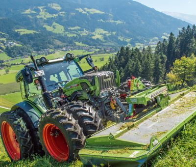 Fendt 200 Vario CAT Fendt 211 Vario – мініатюра