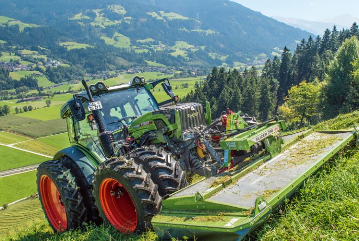 Fendt 200 Vario CAT Fendt 211 Vario – слайд