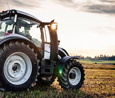 Презентація Valtra T234 Active та Versu на виставці АГРО-2021