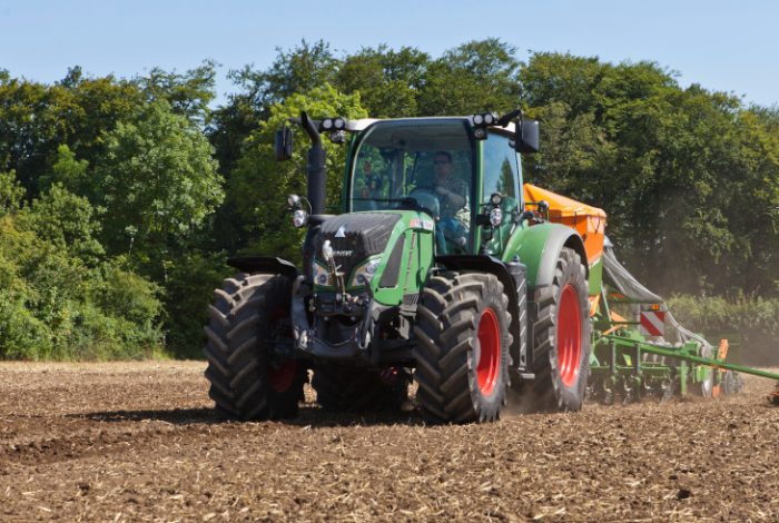 Fendt 700 Vario Gen6 CAT Fendt 714 Vario – слайд