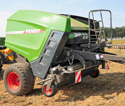 Огляд технологій в прес-підбирачі Fendt Rotana 13F