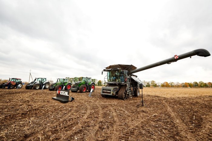 Новий комбайн Fendt IDEAL 9 на збиранні кукурудзи! – фото 42835