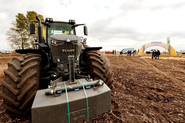 Новий комбайн Fendt IDEAL 9 на збиранні кукурудзи! – фото 42825