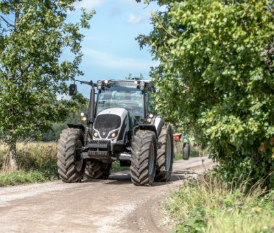 Valtra A-серії CAT Valtra A124LH – мініатюра