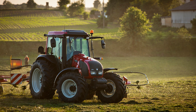 Valtra A95