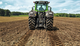 Трактори Fendt забезпечують відмінне зчеплення і захист ґрунту