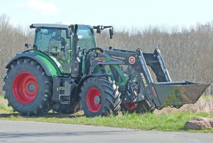 Fendt 700 Vario Gen6 CAT Fendt 722 Vario – слайд