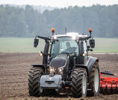 Valtra G-серії CAT Valtra G 135 – мініатюра