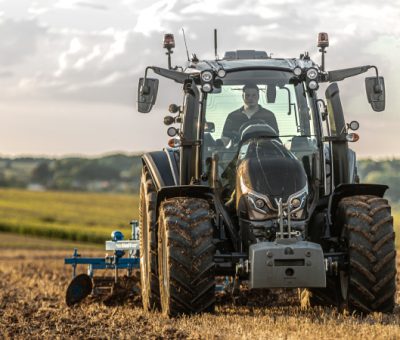 Valtra G-серії CAT Valtra G 125 Eco – мініатюра