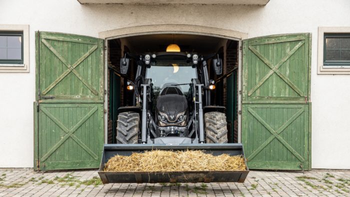Valtra G-серії CAT Valtra G 135 – слайд