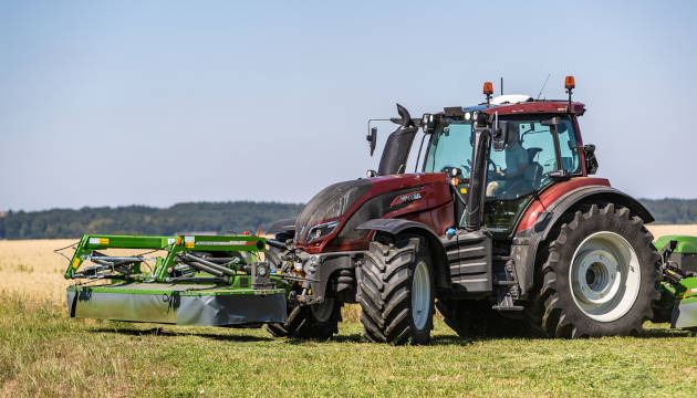 Трактор Valtra T234A RedLine