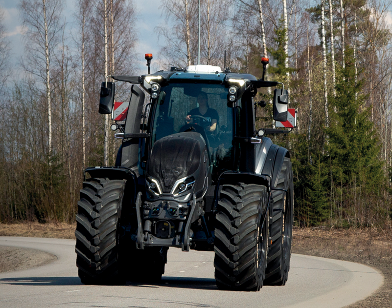 Valtra Q225