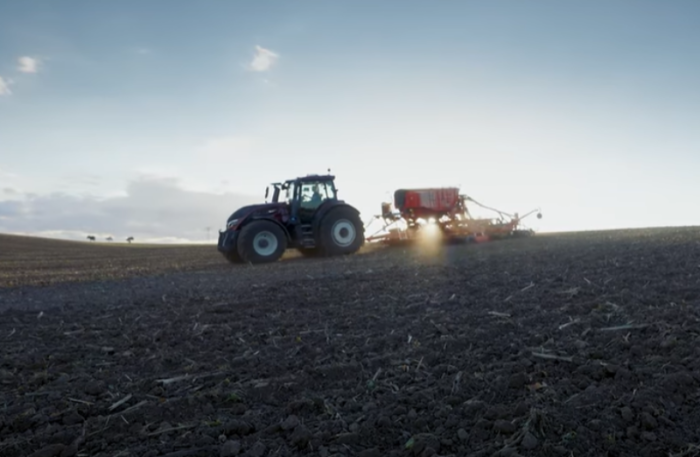 Valtra Q-cерії CAT Valtra Q285 – слайд