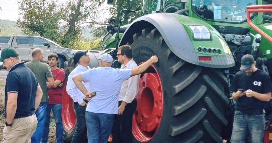 Цеппелін Україна на Дні поля ФГ “ПРОГРЕСАГРО”