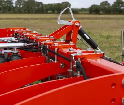 Глибокорозпушувачі KUHN CAT DT L – мініатюра