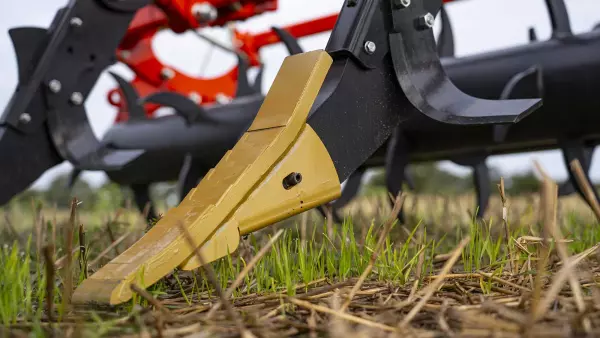 Глибокорозпушувачі KUHN CAT DT L – слайд